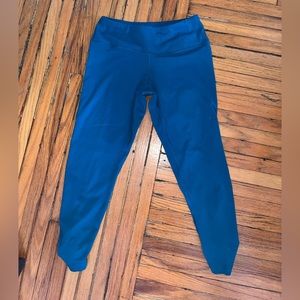 Yogalicious turquoise cinched leg cropped leggings size Small